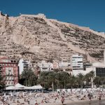 Fuja do cenário típico de compras de Alicante e siga o percurso menos comum nestas atrações