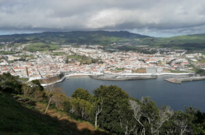 Aluguer de carro em Angra do Heroísmo